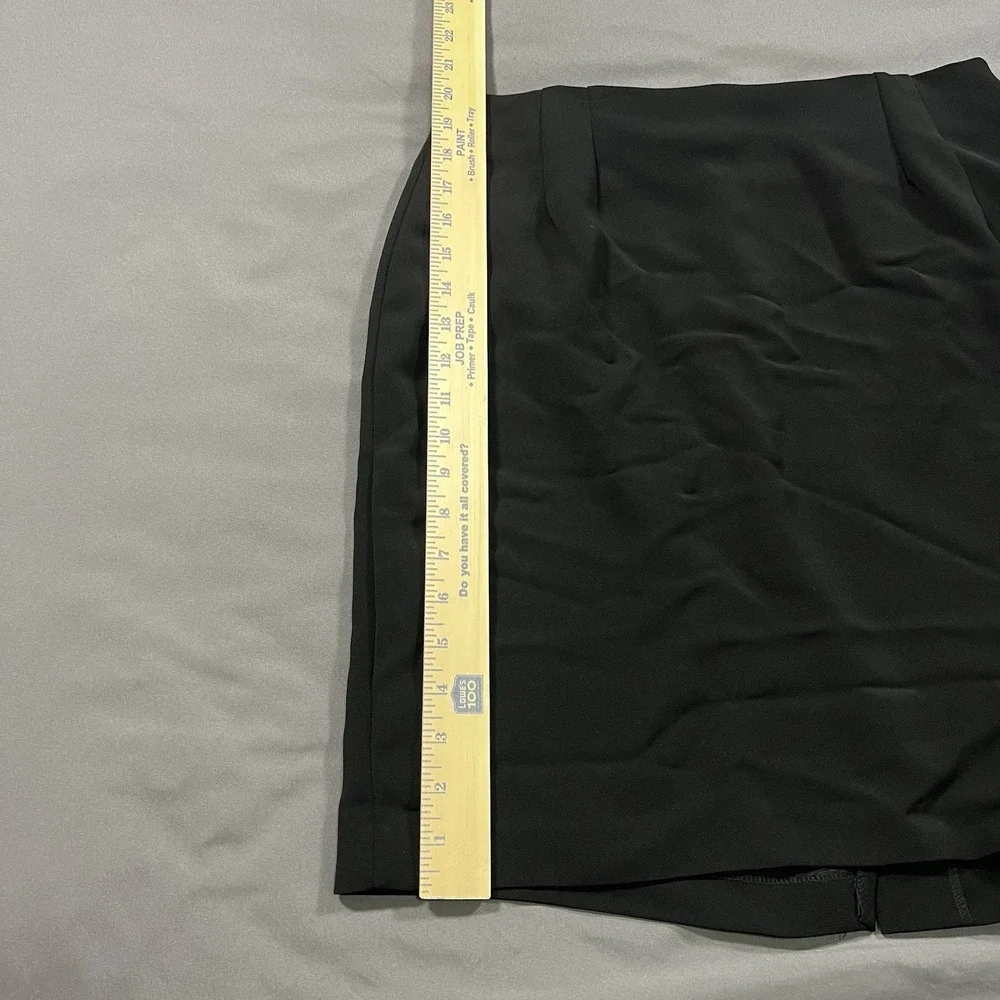 Vintage Women's‎ Savion Black Mid-length Skirt Size 12 Pleated Zip Up Back Slit